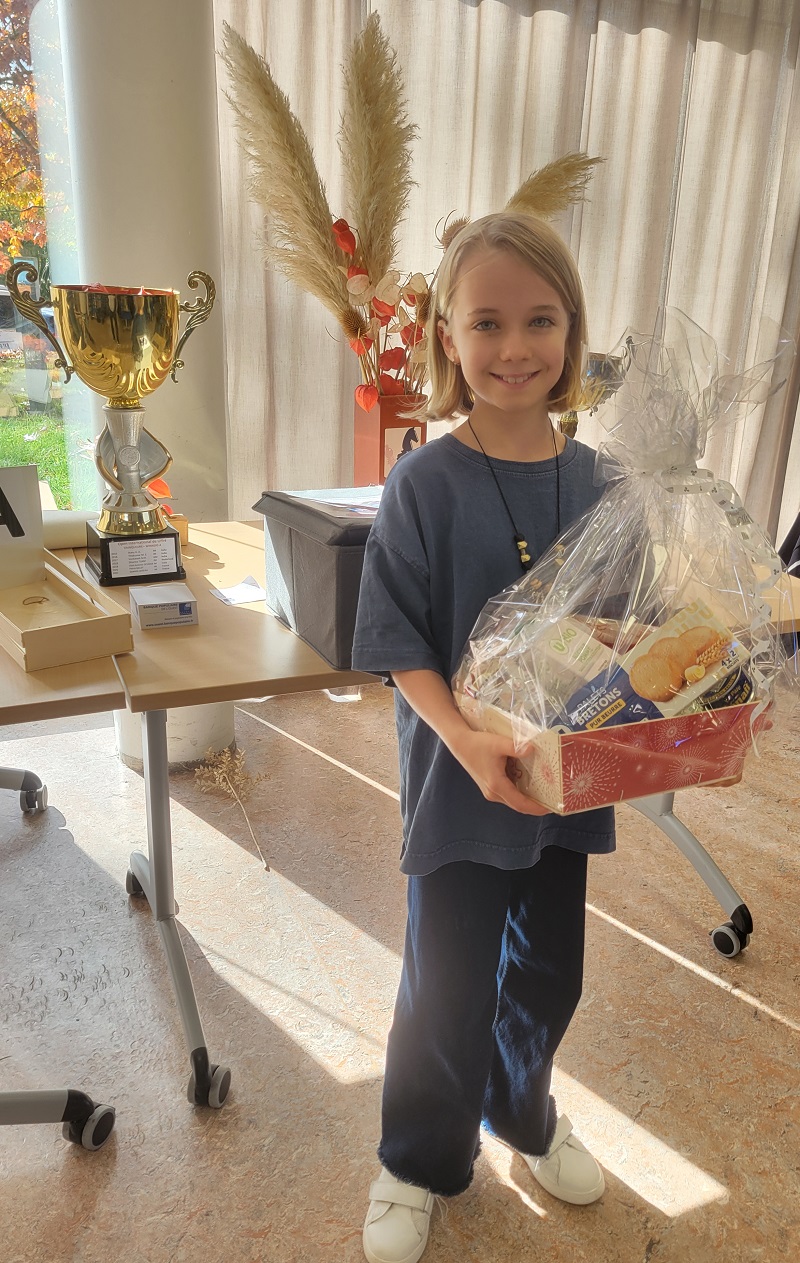 La jeune Ukrainienne Olha KOSENKO de l'échiquier Angevin, tournoi B Ronde 7