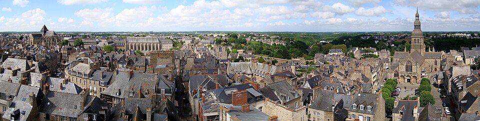 Vue sur la ville depuis la tour de l'horloge.